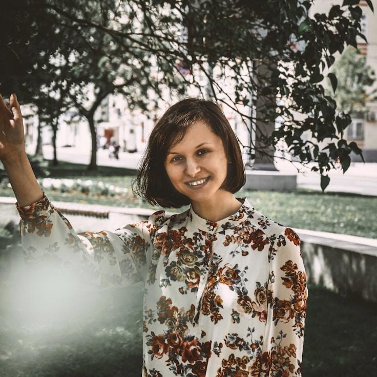 Portrait of Alex Carter, community mentor and Italian cuisine specialist